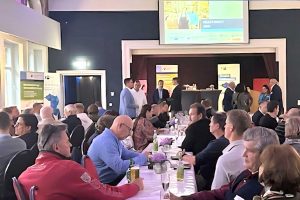 Volles haus und viele Teilnehmer auf der Nexxt Night 2025 in Oranienburg.